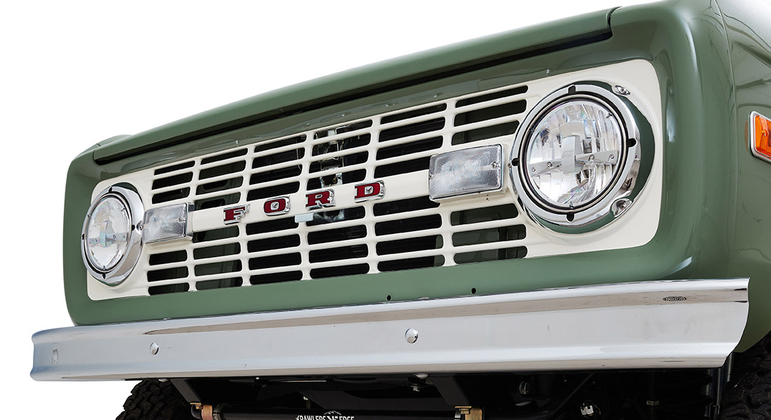 1973 Classic Ford Broncos Coyote Series in Boxwood Green with Whiskey Interior with family roll cage muirfield