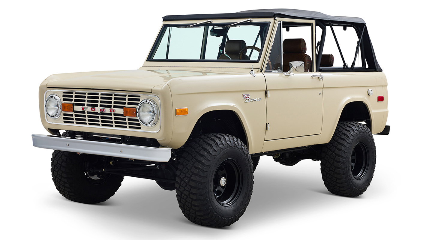 Ford Bronco 1975 Quicksand Coyote Series with Custom Leather Tartan Interior