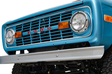 Ford Bronco 1974 Ocean Blue with Tan Soft Top Grille