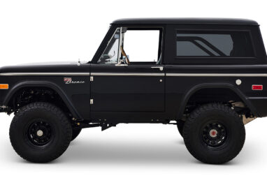 Ford Bronco 1970 in Black with Black bedlined hard top with custom straight stitch interior